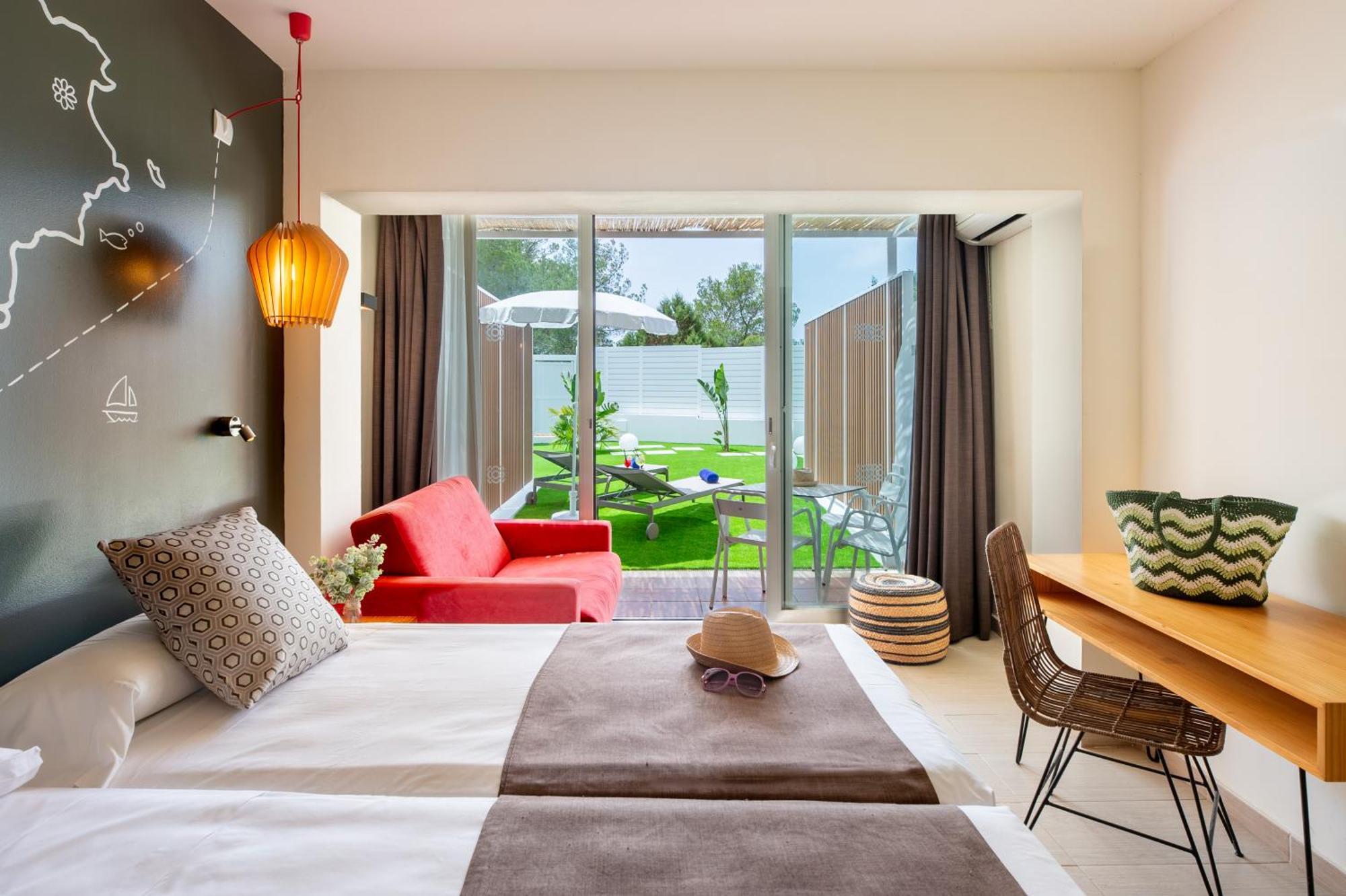 Vibra Cala Tarida-3sup Hotel 3*