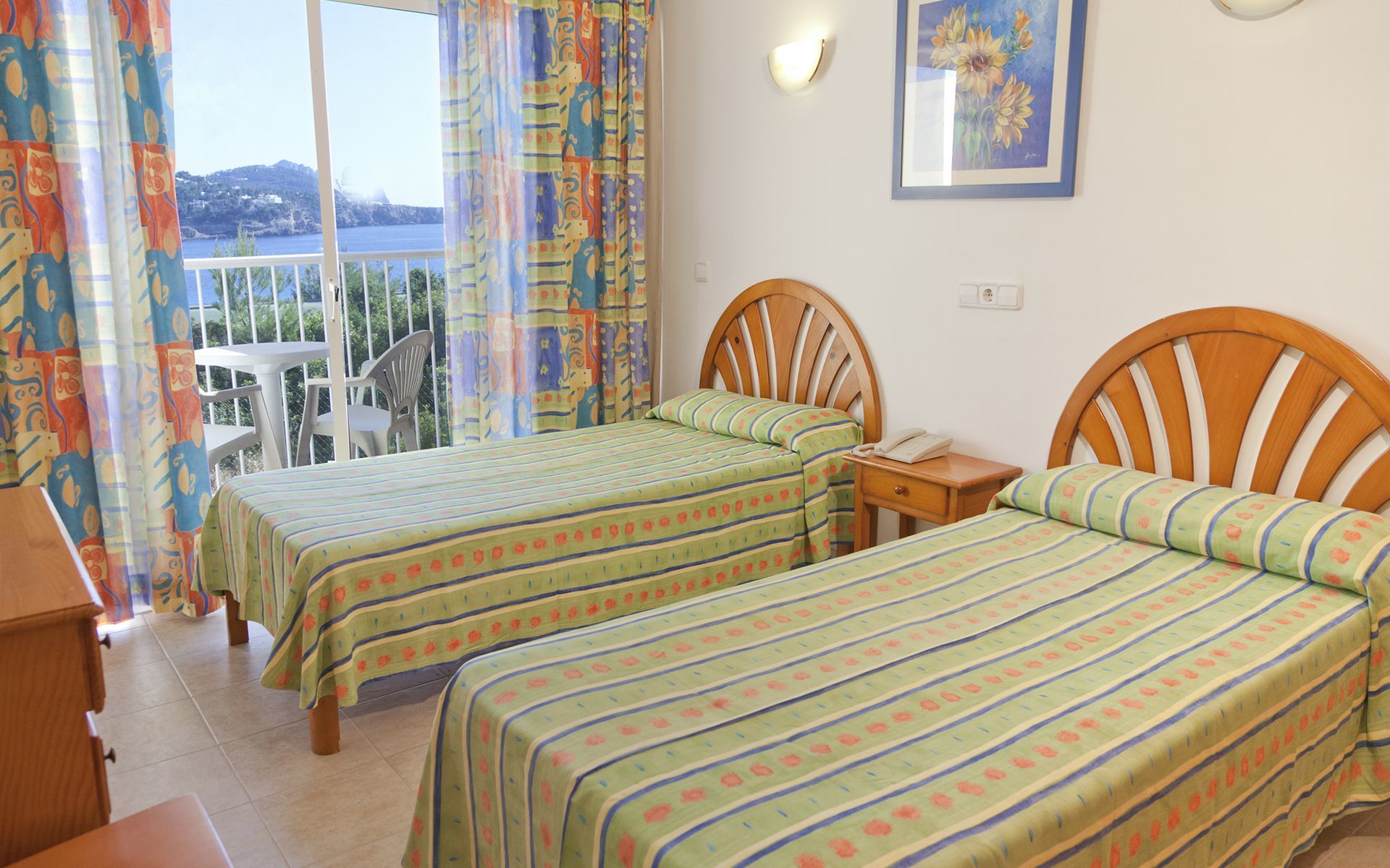 Hotel Vibra Cala Tarida-3sup 3*